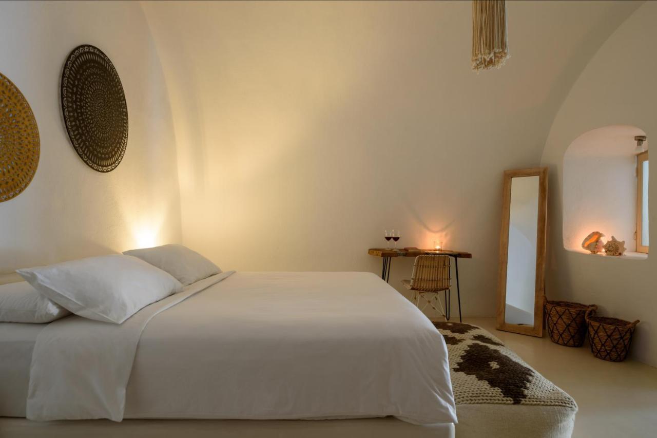 Suite Home Santorini Fira  Eksteriør bilde