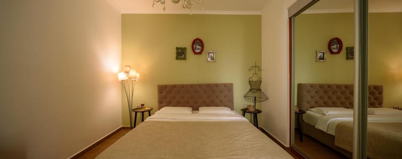 Suite Home Santorini Fira  Eksteriør bilde