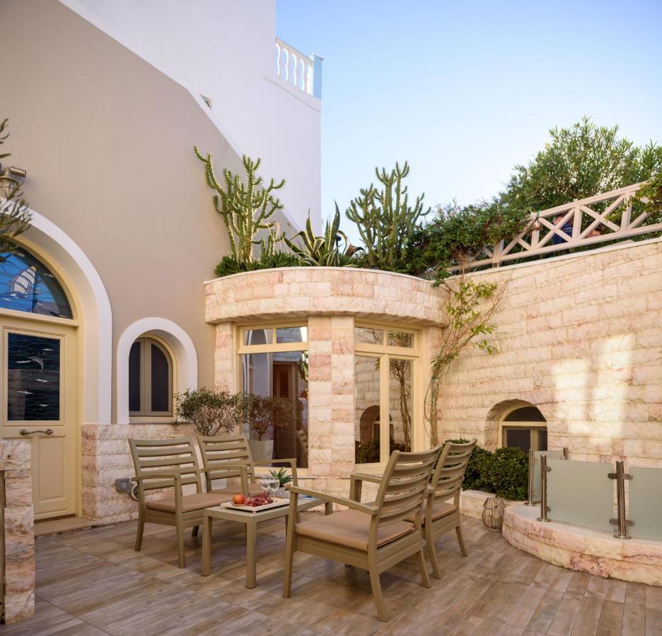 Suite Home Santorini Fira  Eksteriør bilde