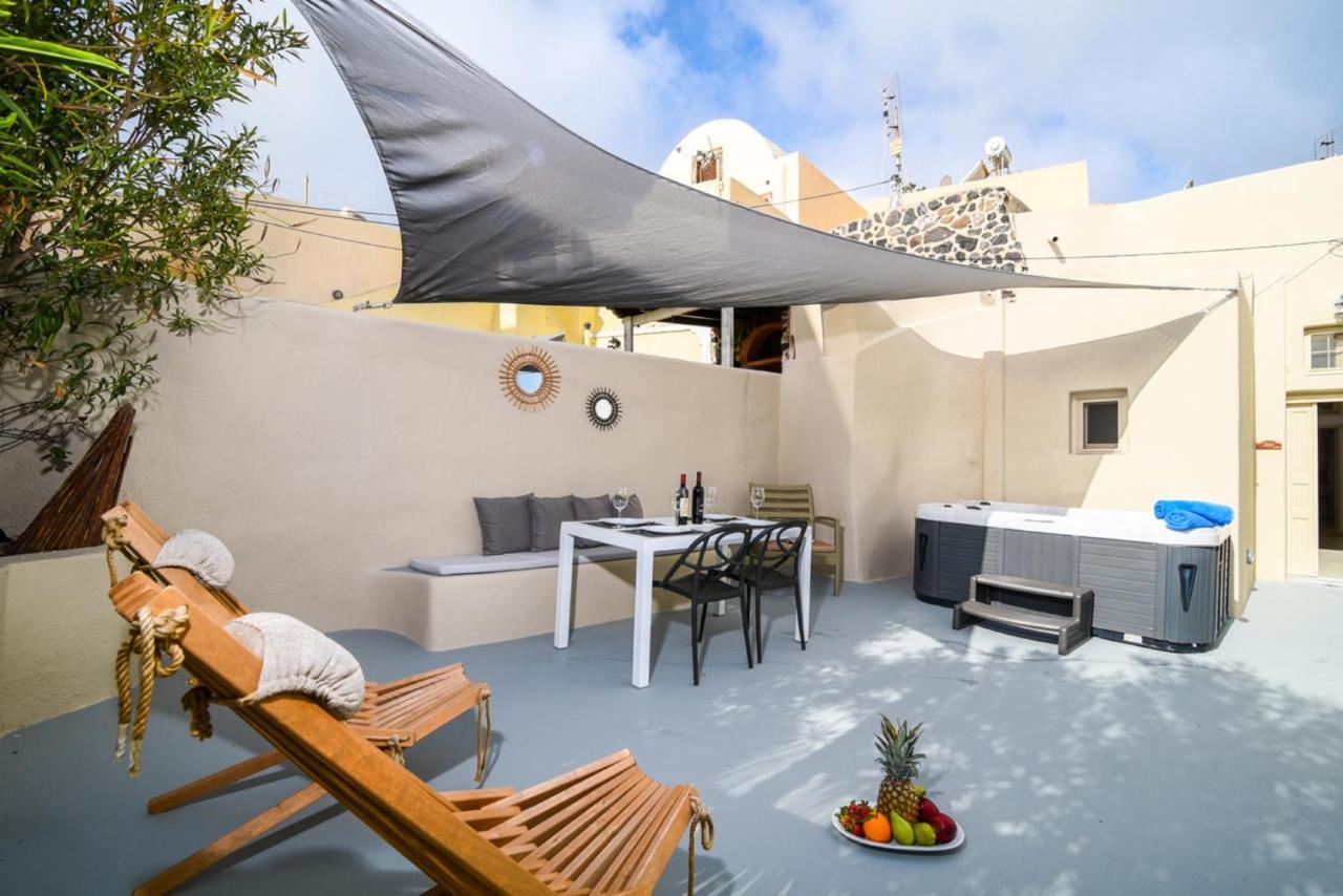 Suite Home Santorini Fira  Eksteriør bilde